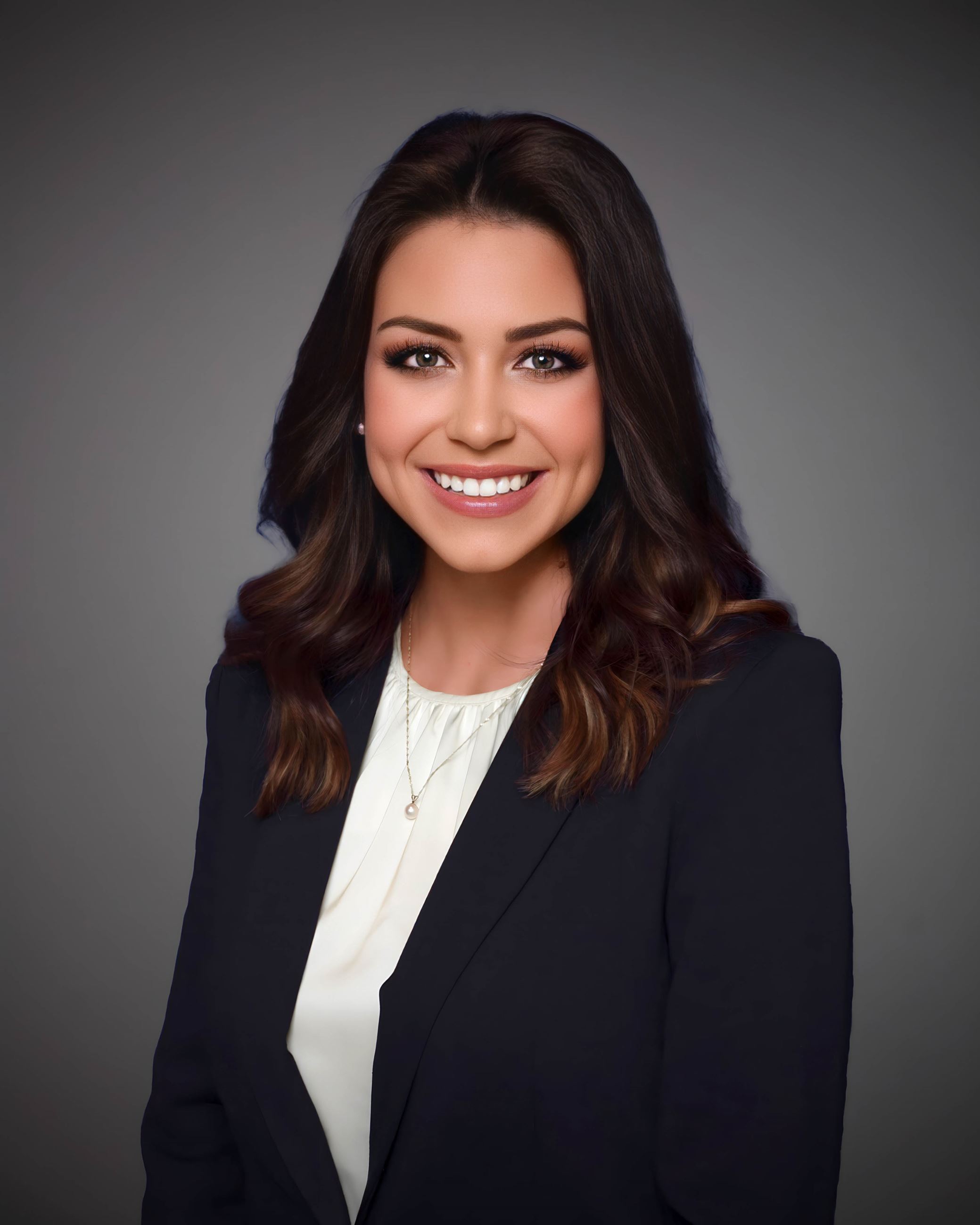 Chloe James Headshot