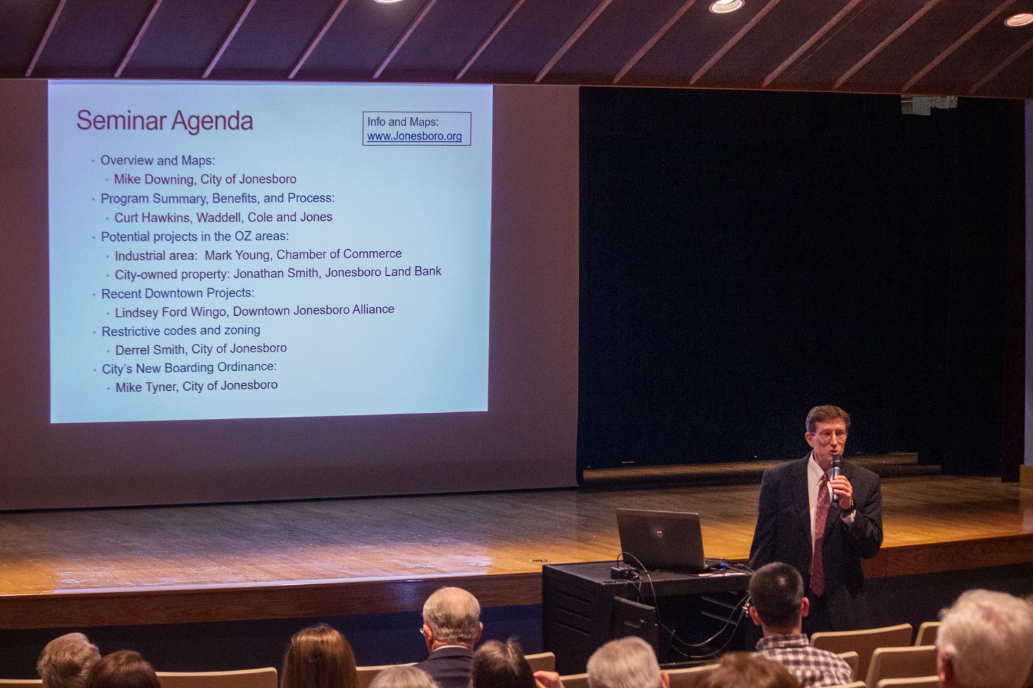 City of Jonesboro Chief of Staff Mike Downing presenting at the seminar