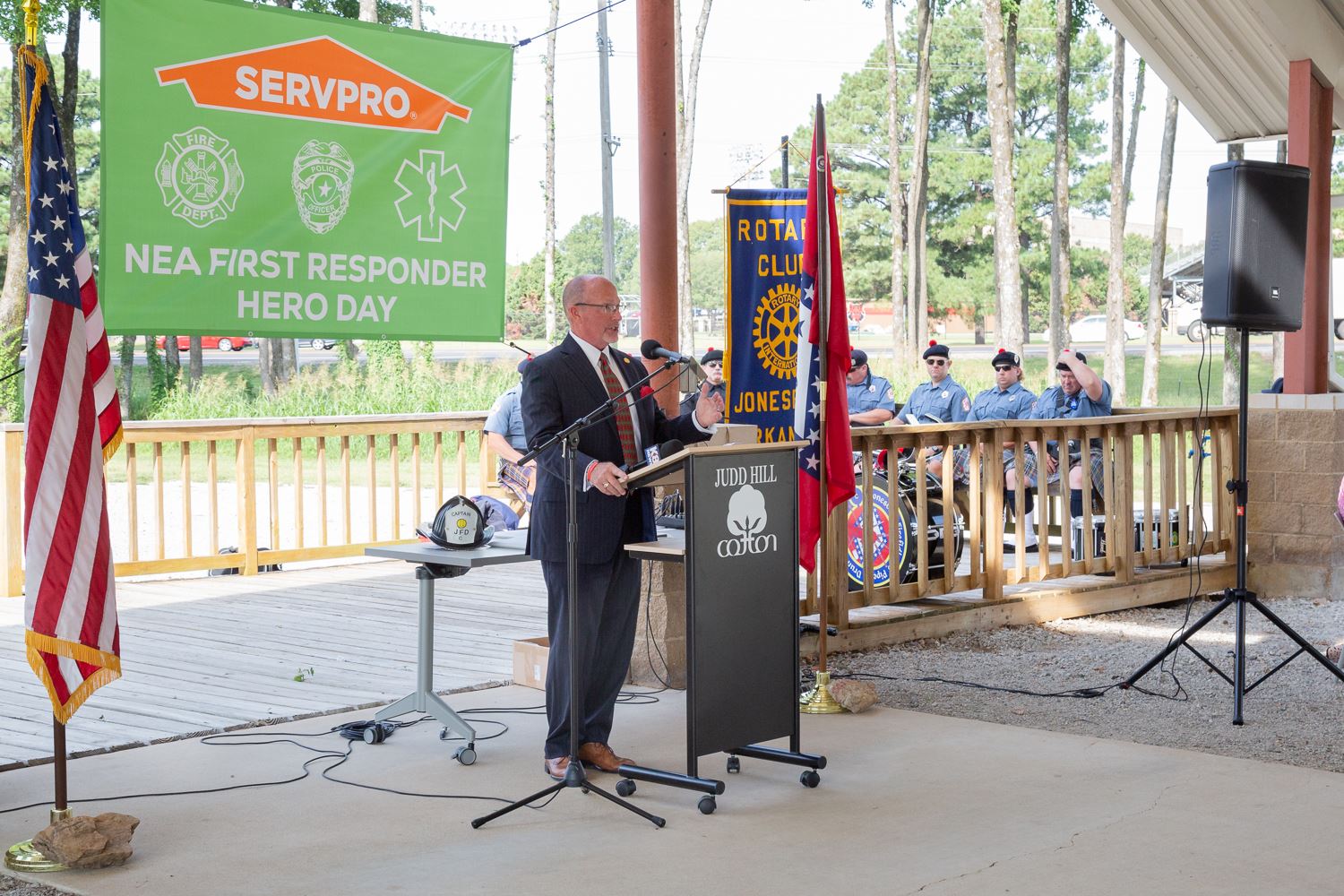 Mayor Copenhaver speaking at podium